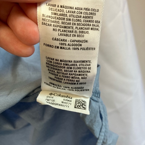 Columbia PFG Light Blue Fishing Shirt - Picture 9 of 9